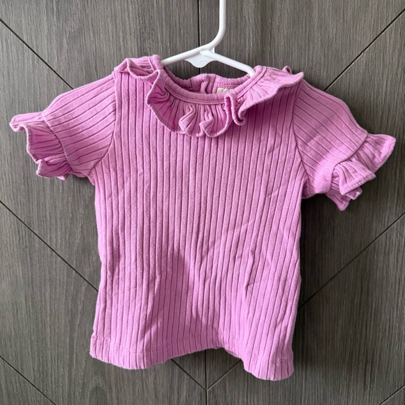 kate quinn Other - Kate Quinn Pink Ribbed Ruffle Top